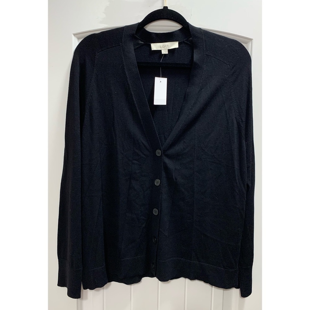 🎉 SOLD 🎉 Loft Cardigan